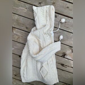 Otavalo Ecuador Cable Knit Hooded Sweater Ruminahui Wool Blend